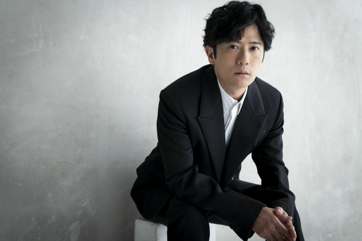 [写真]「人間というのは人に言えない秘密があって当然ですよね」稲垣吾郎が演じた“市井の人”に滲む狂気 | 文春オンライン