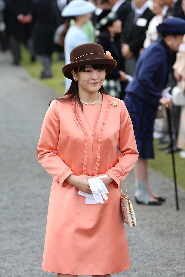 写真 2ページ目 雅子さまと愛子さま 母娘 コラボ ファッションの理由とは 文春オンライン