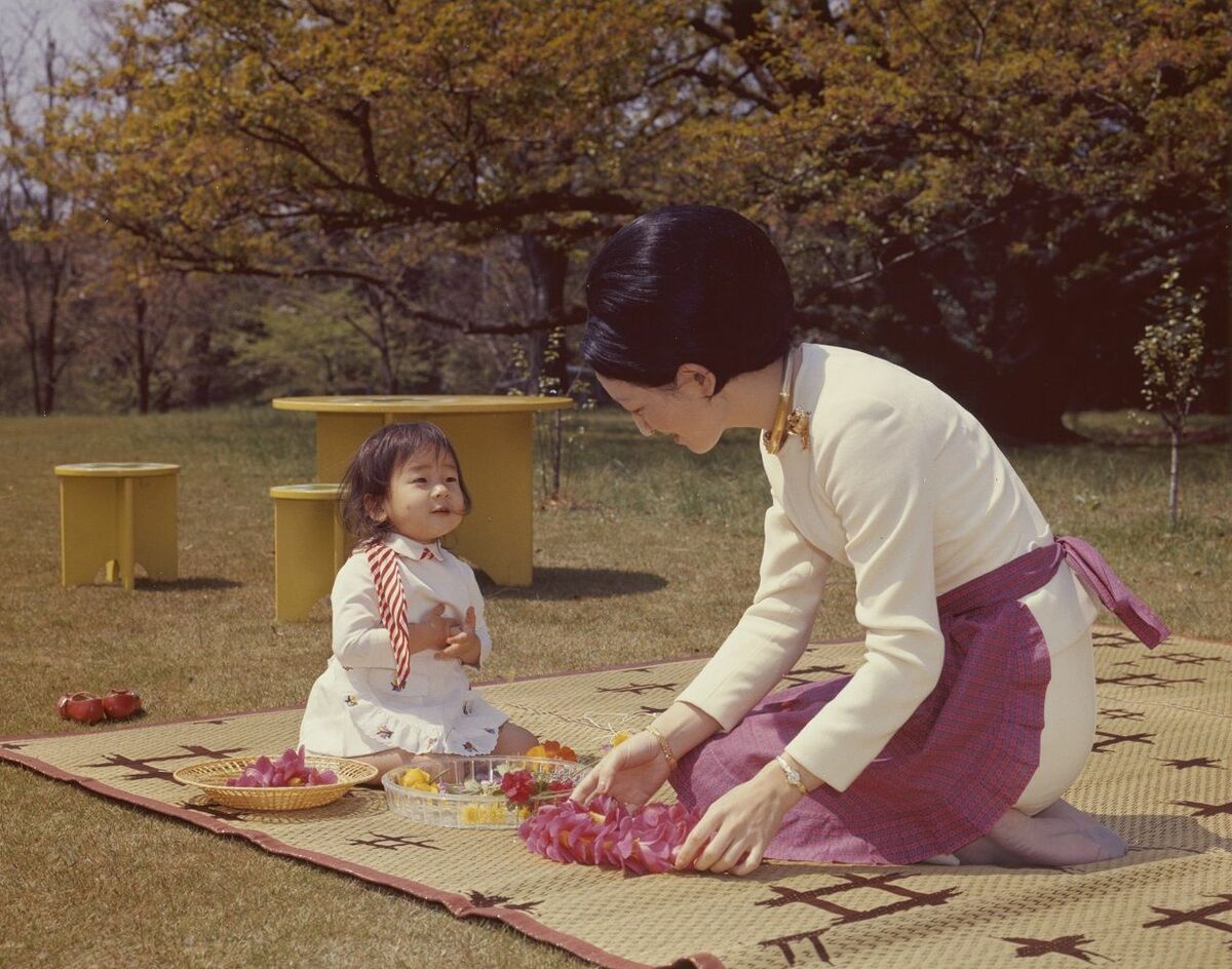 写真]「うちのドンマインさん」黒田清子さん 新元号発表の前夜、両陛下はサーヤ宅へ | 文春オンライン