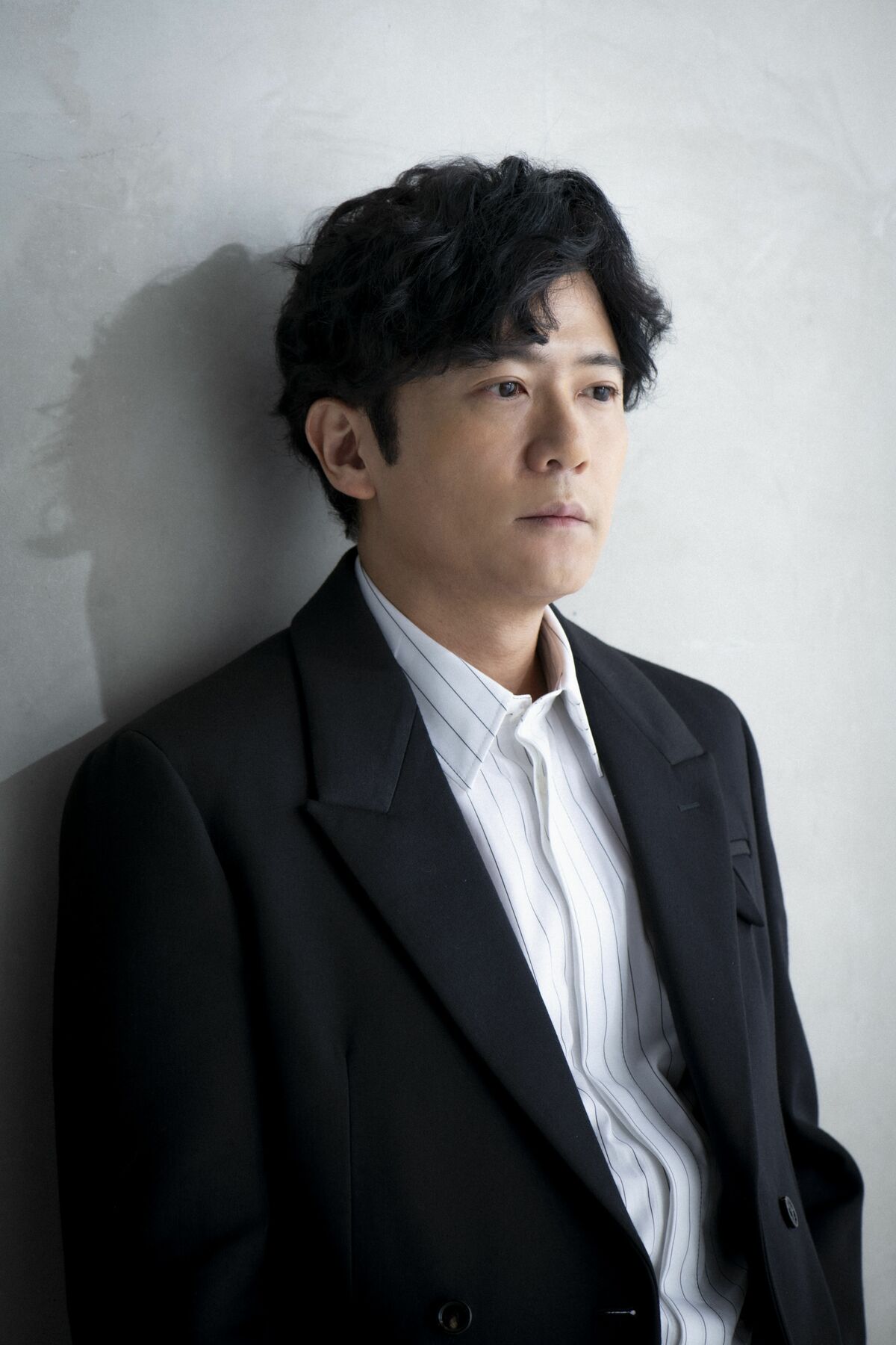 [写真](2ページ目)「人間というのは人に言えない秘密があって当然ですよね」稲垣吾郎が演じた“市井の人”に滲む狂気 文春オンライン