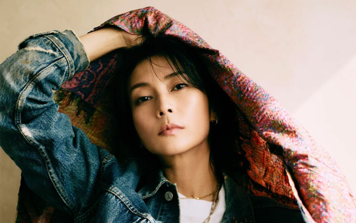 「柴咲さんってこういう人だよね」「そんな一面があるんだ」…自分の性格をイメージで決めつけられた柴咲コウが芸歴25年以上かけてたどり着いた“芸能人の真理” | 文春オンライン