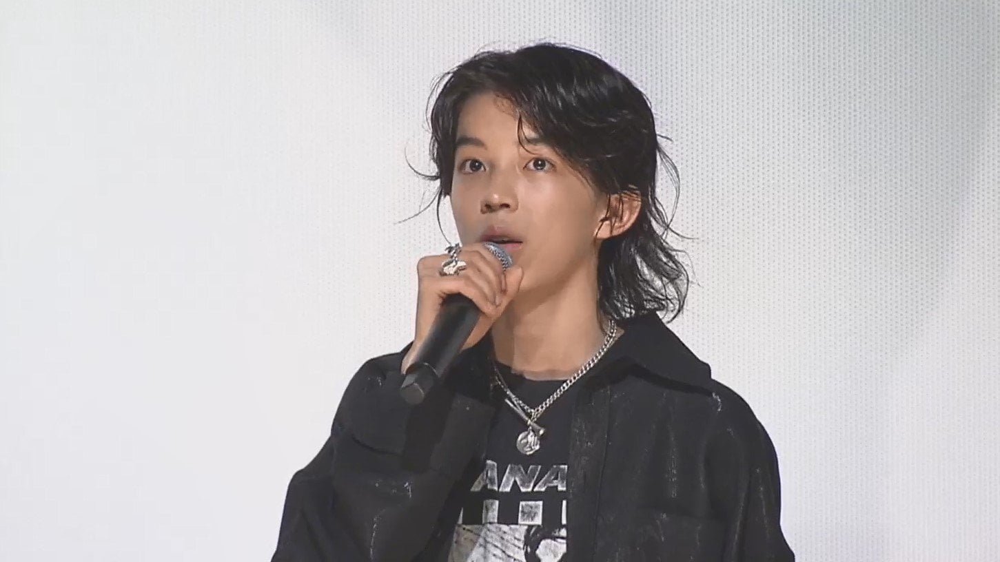 YOSHIKIさん追悼「彼の才能は飛び抜けていた」「まさか遺作に…」 プロデュースのYOSHIさん（19）が交通事故で急死 | 文春オンライン