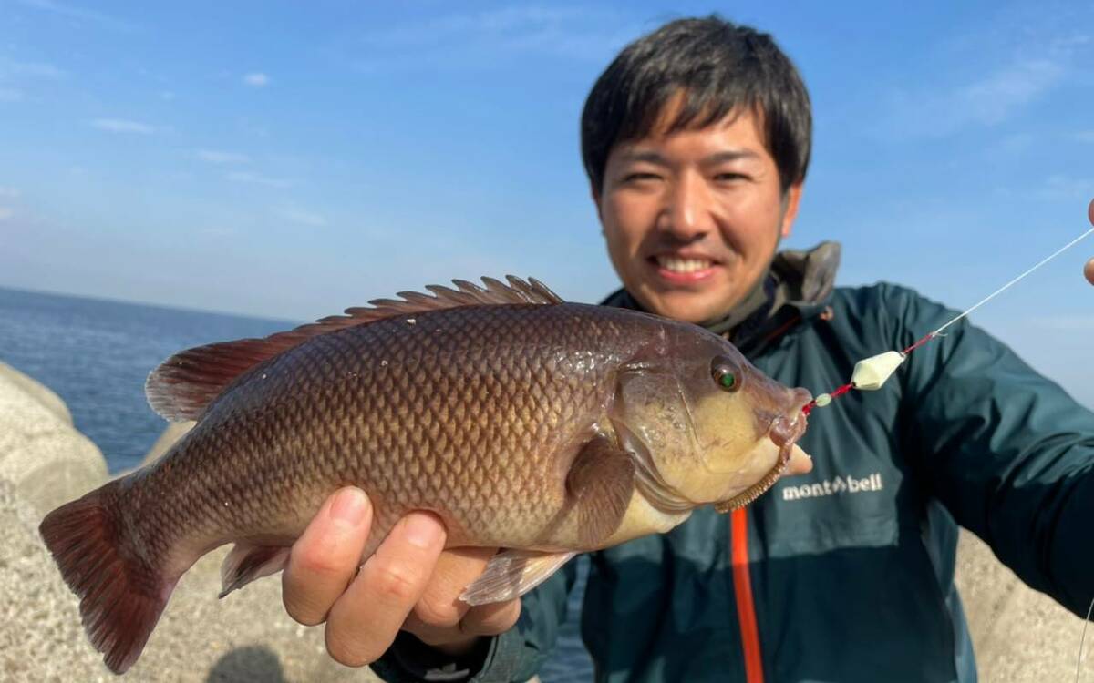 竿に強烈なアタリが 釣りバカの楽園 淡路島観光ホテル で大物調査をしてみると 文春オンライン