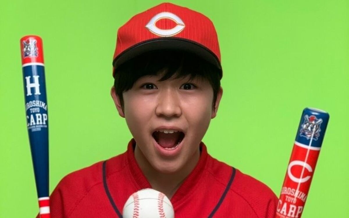 カープファン歴6年 僕が期待する小園海斗選手と大好きなグローブの話 文春オンライン