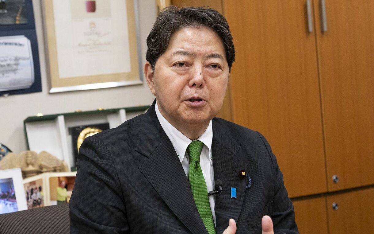 林芳正に屈服した安倍の甥っ子と後継者《フグ、鰻、ステーキ…会食に年1300万》｜自民総裁選 茶番劇の舞台裏 | 週刊文春