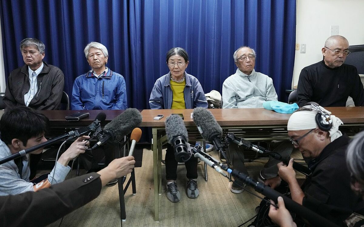 【辺野古沖転覆】反基地団体 “雲隠れ船長の肉声”《「1日も早く…」転覆船長は共産党候補者だった》《団体幹部5人を直撃》 | 週刊文春