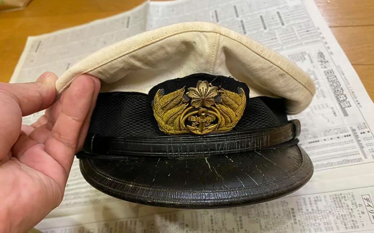 豪雨被害のゴミから発見》漂流した日本海軍帽子「サガ」の2文字を頼り