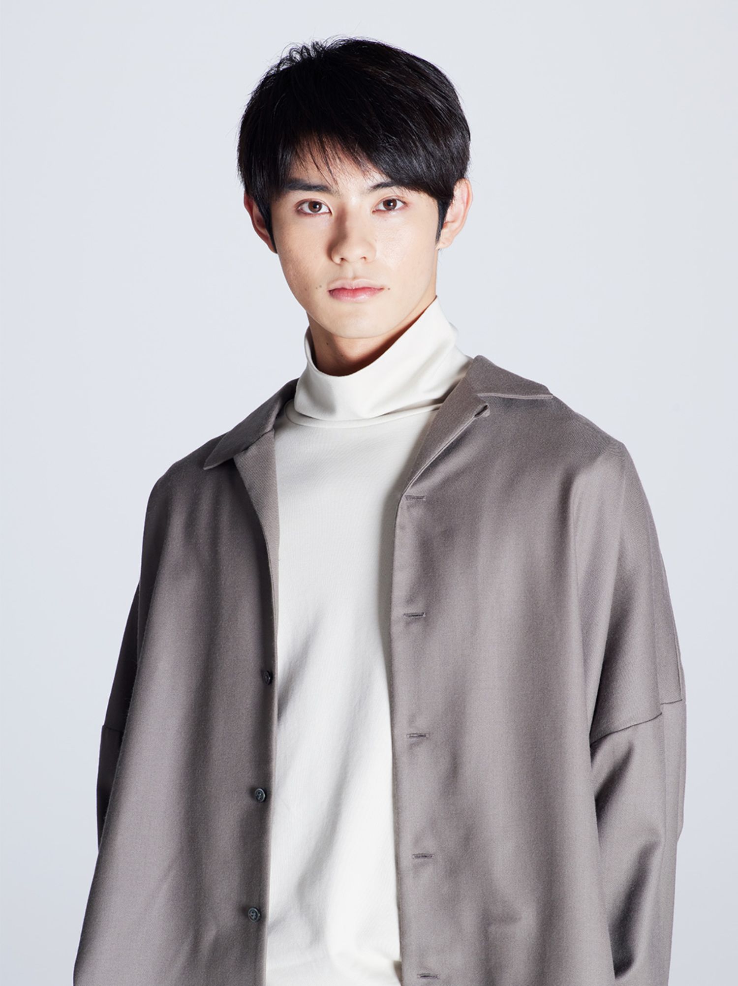 仮面ライダー生誕50周年 仮面ライダーリバイス 注目は 戦闘 より 銭湯 イケメン俳優が毎回上半身裸で登場する 意外な理由 文春オンライン