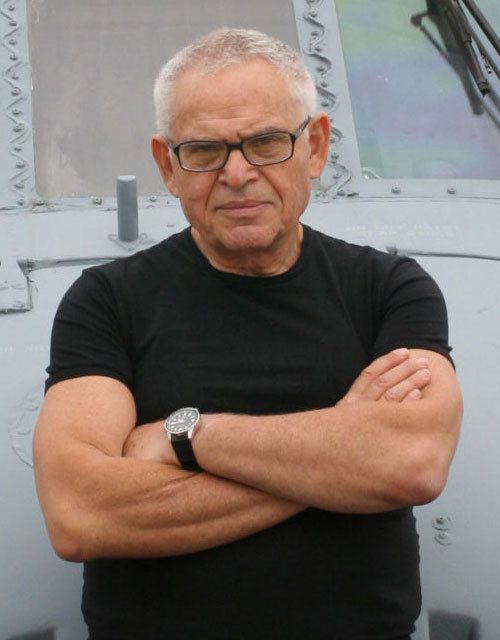エドワード・ルトワック プロフィール | 文春オンライン