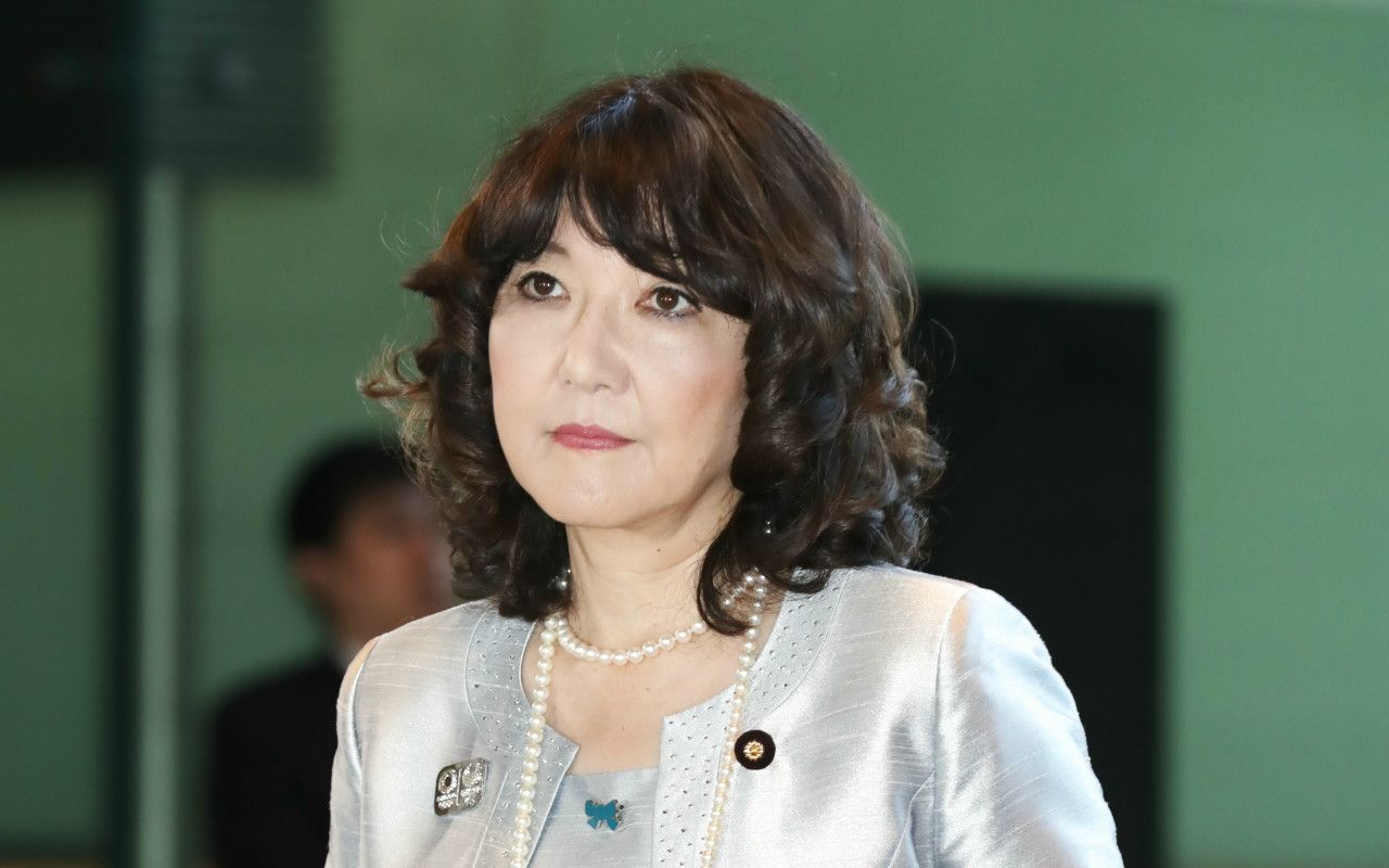 片山さつき氏は説明責任を果たすか 安倍 全員野球内閣 のカネにまつわる問題まとめ 文春オンライン