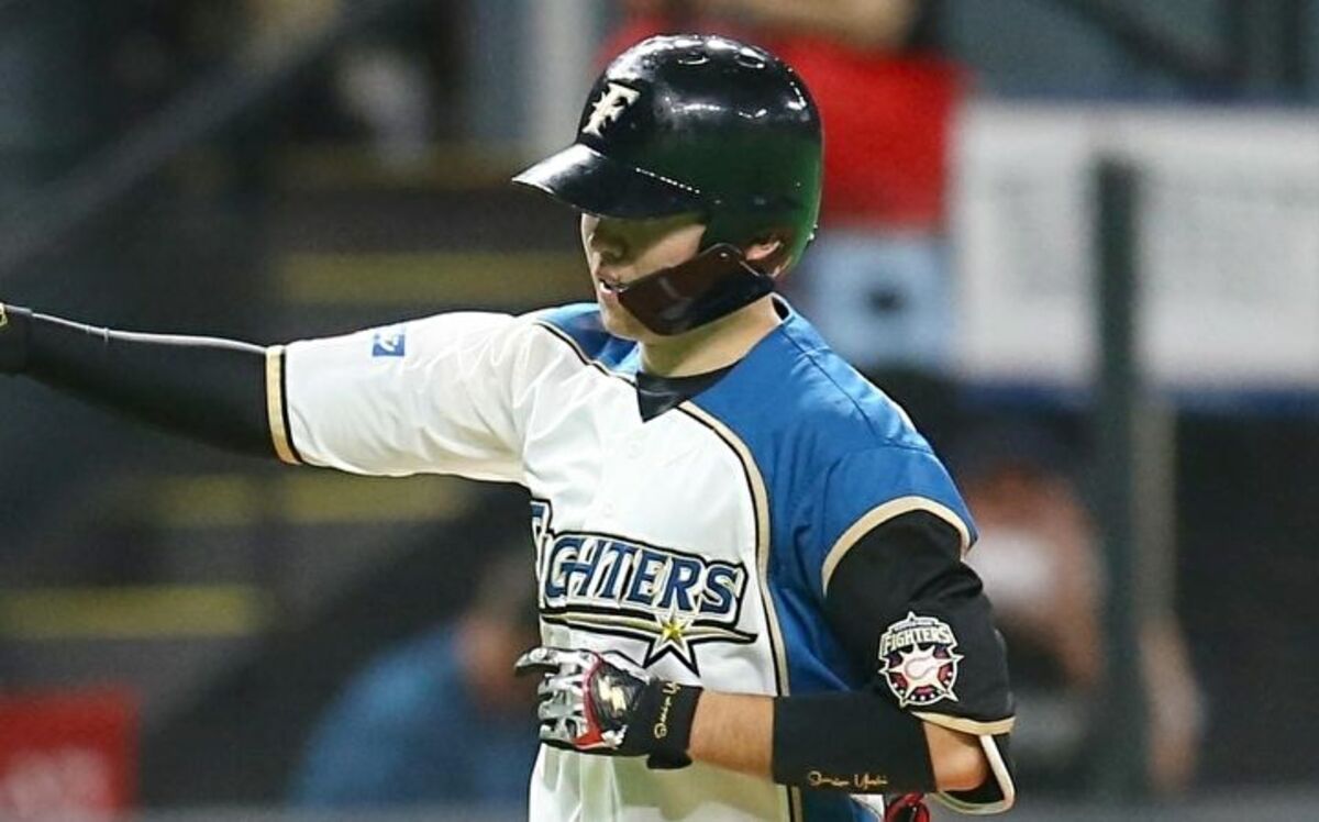 2ページ目 犠牲フライや進塁打は難しい 札幌ドームで 最低限の仕事 について考えた 文春オンライン