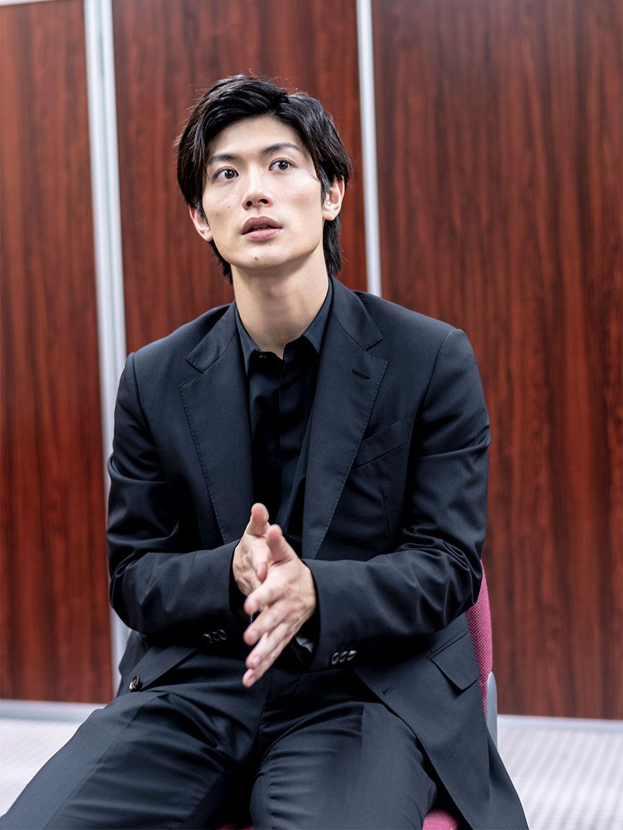 写真 2ページ目 毎日その子のことを考えて辛かったんです 三浦春馬さんが語っていた 恋愛観と演劇論 Best5 文春オンライン