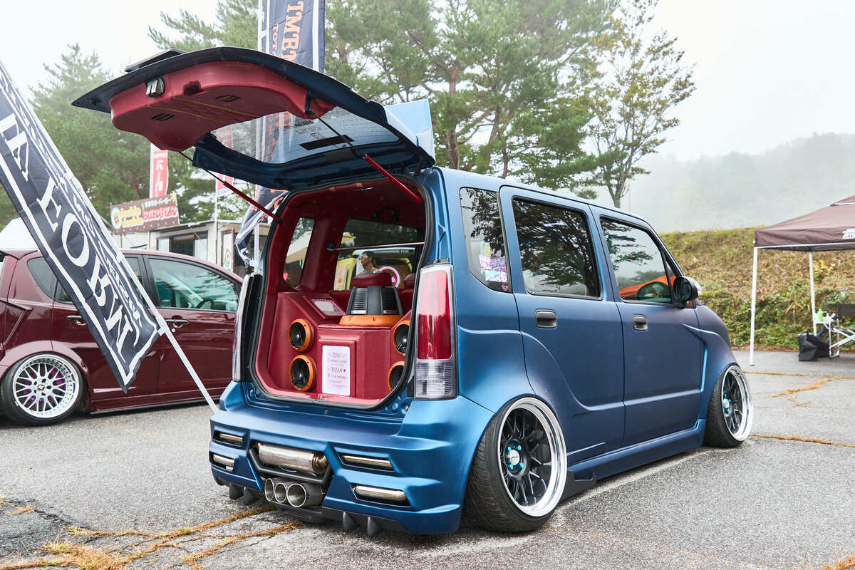 img_2005bf865ab21bda1ce126b201