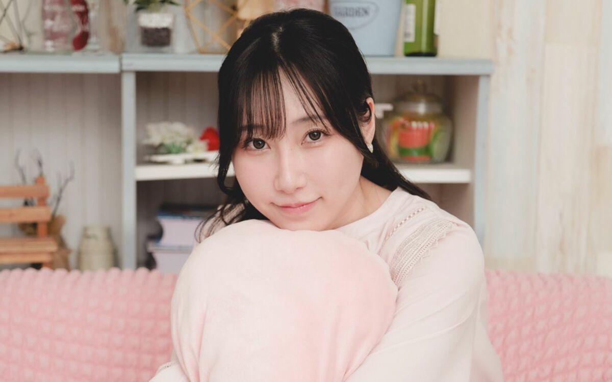 26歳で4トントラックに巻き込まれ、頭蓋骨が「パックリ割れた」『日常』でデビューした声優・古谷静佳が明かす、生死の境をさまよった大事故の記憶 | 文春オンライン