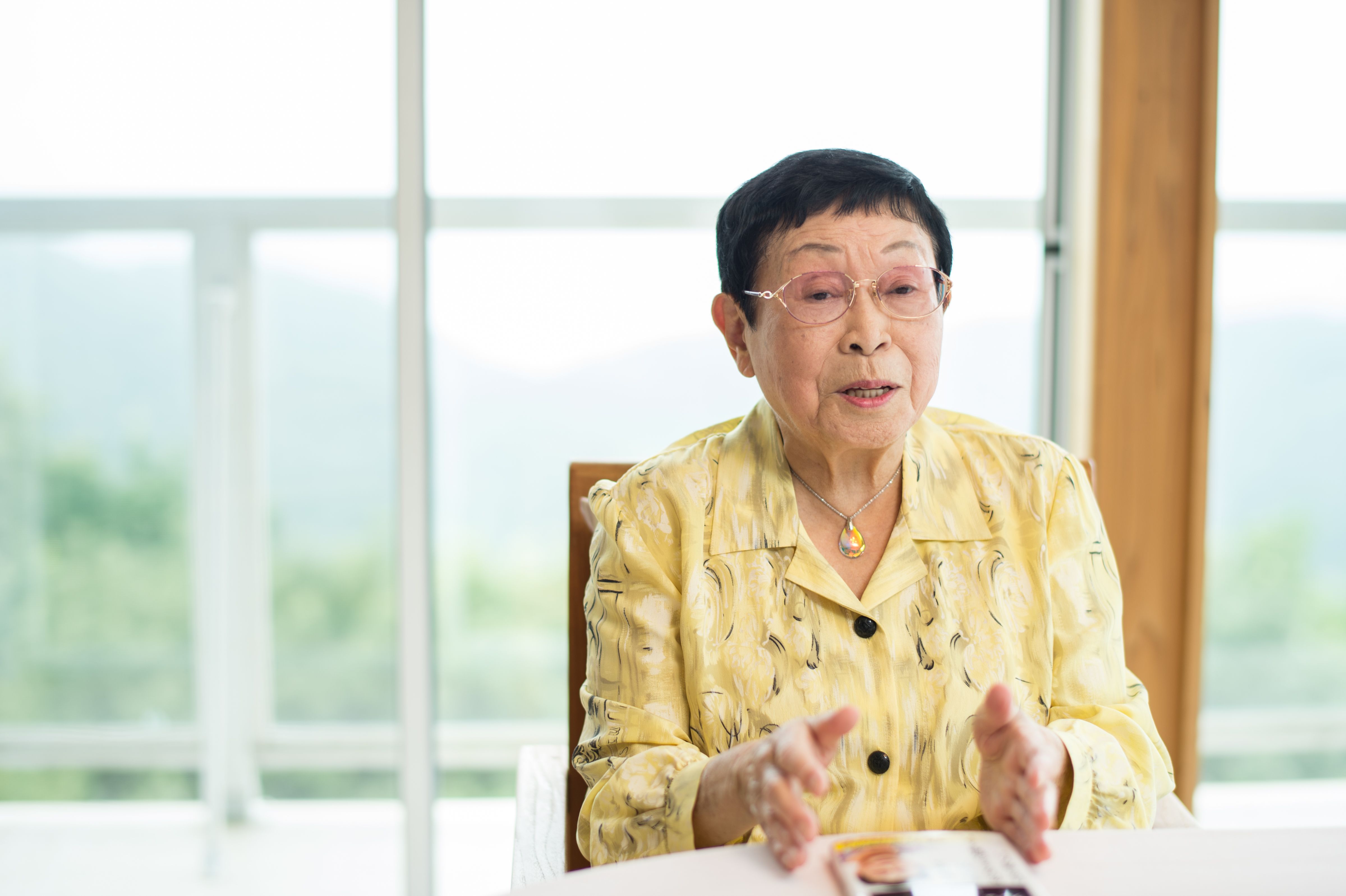 私 気づいたらお骨を食べていたんです 泉ピン子が語る橋田壽賀子さん 安楽死を望んだママの理想の死は 文春オンライン おしん や 渡る世間は鬼 ばかり など数 ｄメニューニュース Nttドコモ