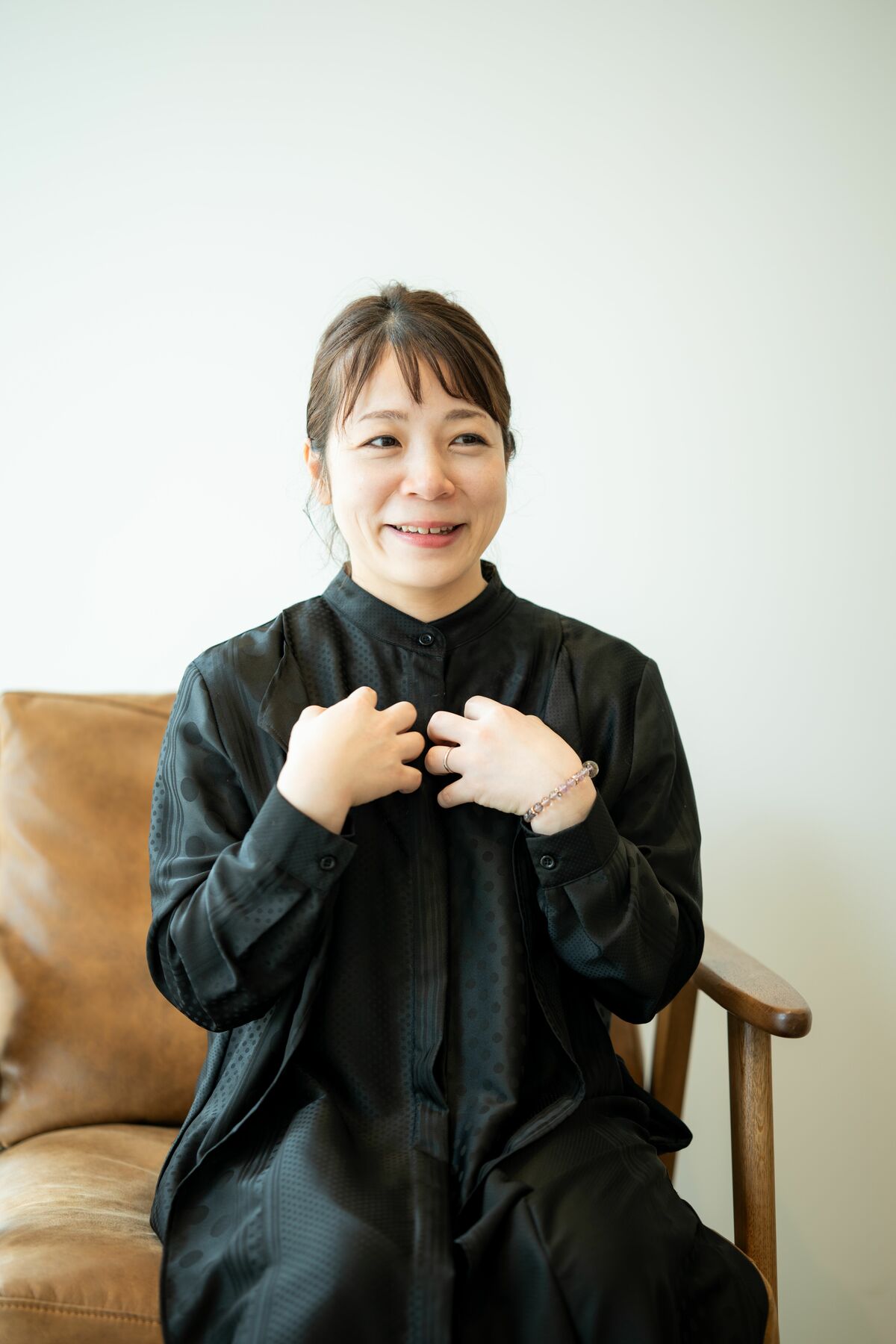 [写真](3ページ目)「一度告白を断ってしまったんですが…」5大会連続で五輪出場→元選手と結婚…ウエイトリフティング・三宅宏実（39）が明かす ...