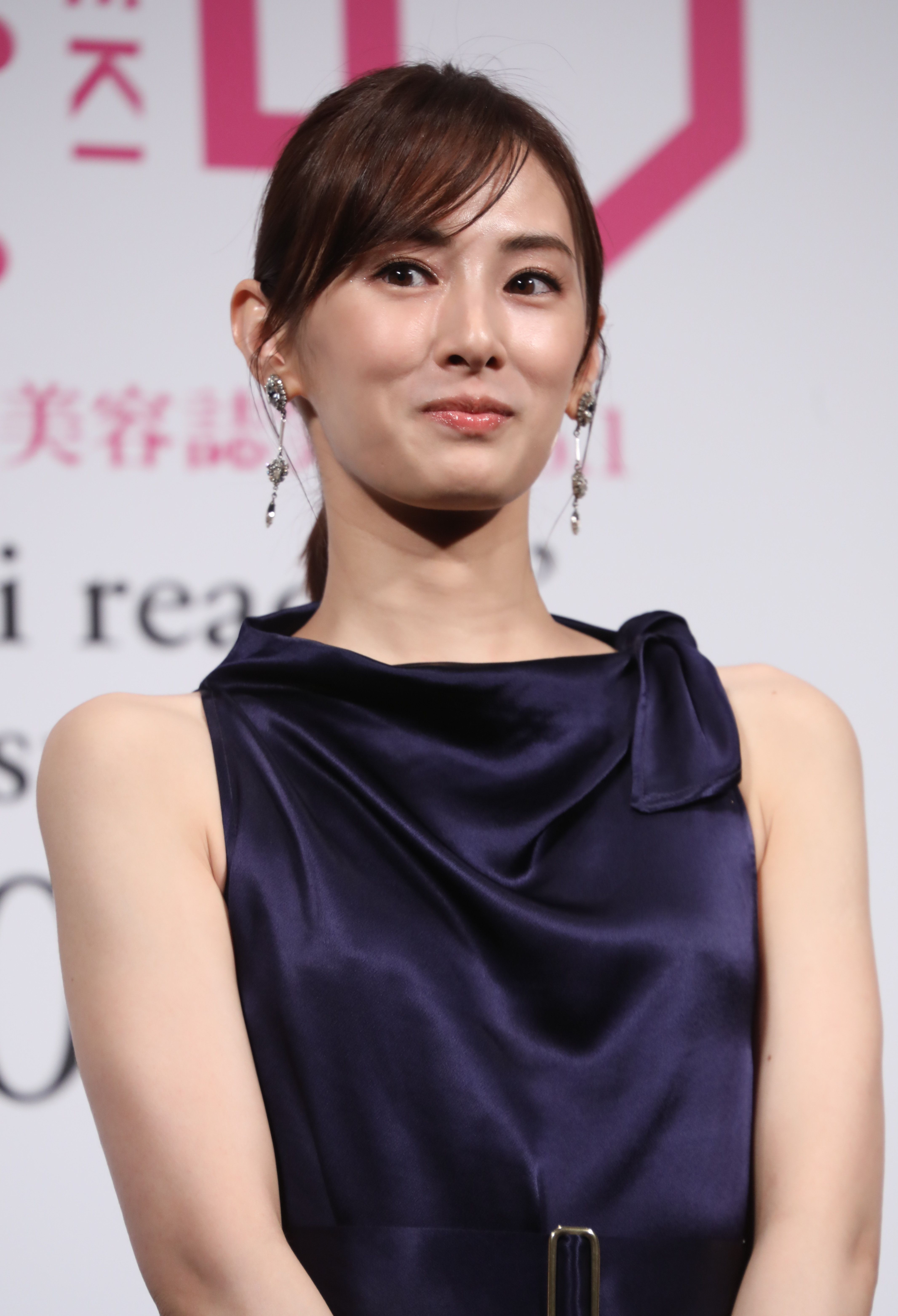 写真 1ページ目 鬼滅フィーバー の陰で健闘の北川景子 彼女がスタッフに愛される理由とは 文春オンライン