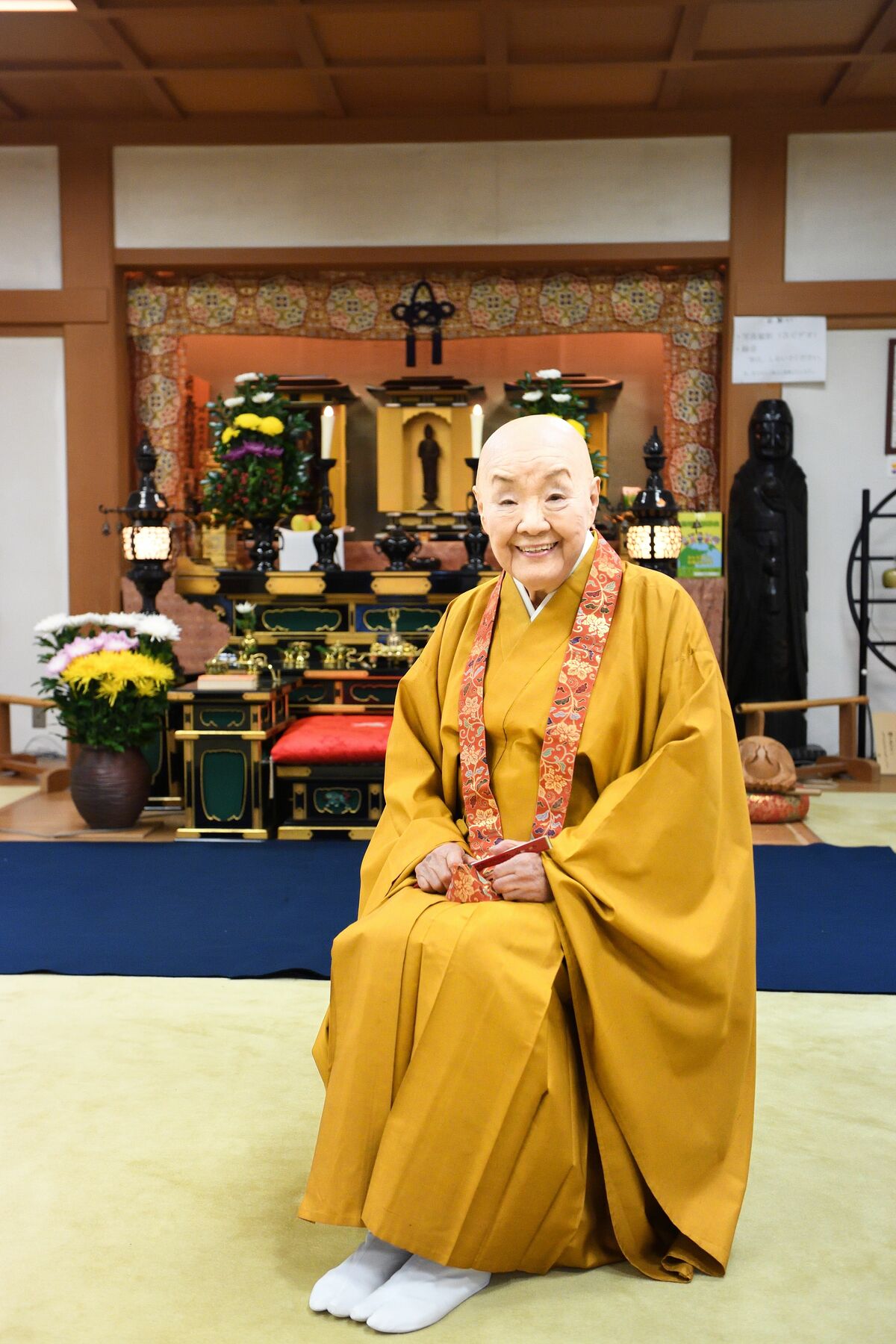 [写真]「今朝、剃髪して尼になる」恋多き女だった寂聴がつけた“人生のけじめ” | 文春オンライン