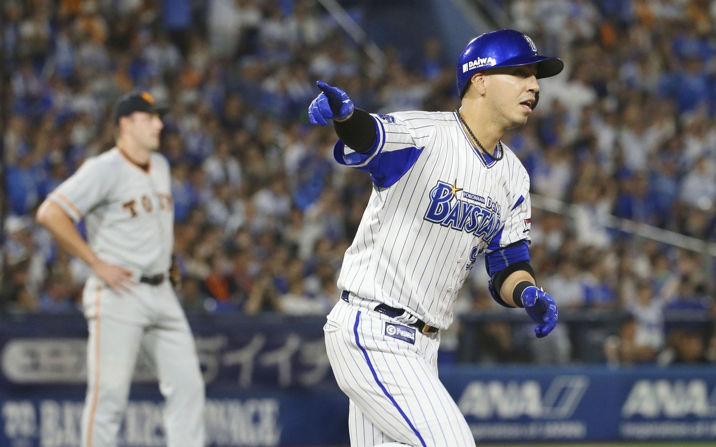 ベイスターズファンが今噛みしめる「耐えて勝つ」ということ | 文春 