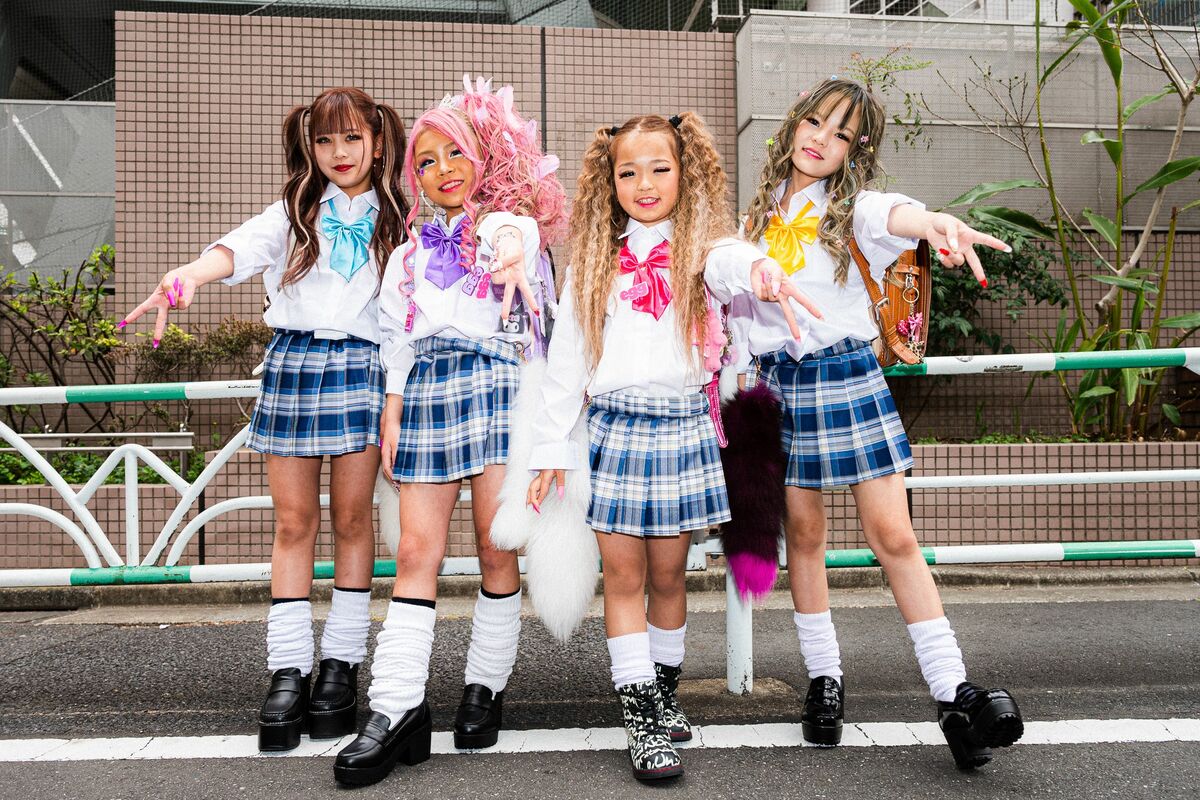 [写真] 6ページ目 「なんでうちの子はだめなんですか？」とdmが来ることも…“小学生ギャル”メディアのプロデューサーが語る、親の高すぎる熱量とモデルの選び方 文春オンライン