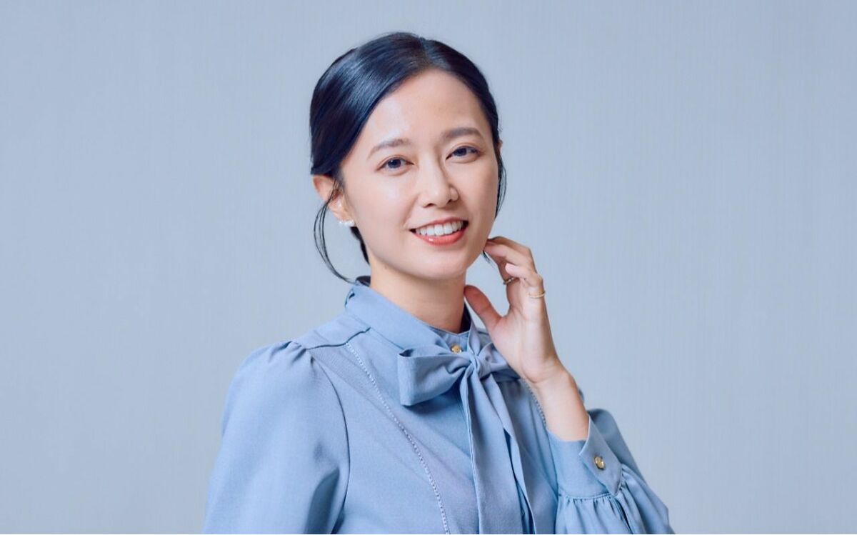 慶應→社長秘書→“セクシーなアイドル”に…「毎日泣いていた」「二度と