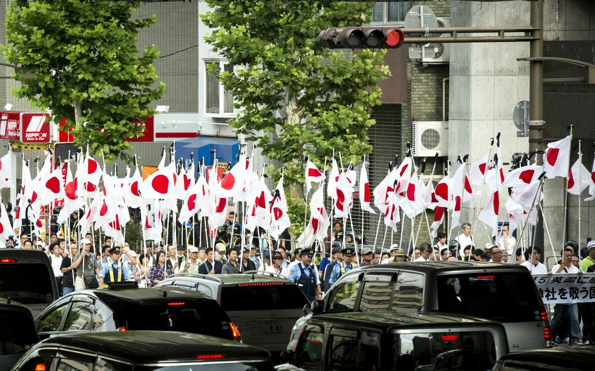 それでもわれわれが 右でも左でもない を目指すべき理由 文春オンライン