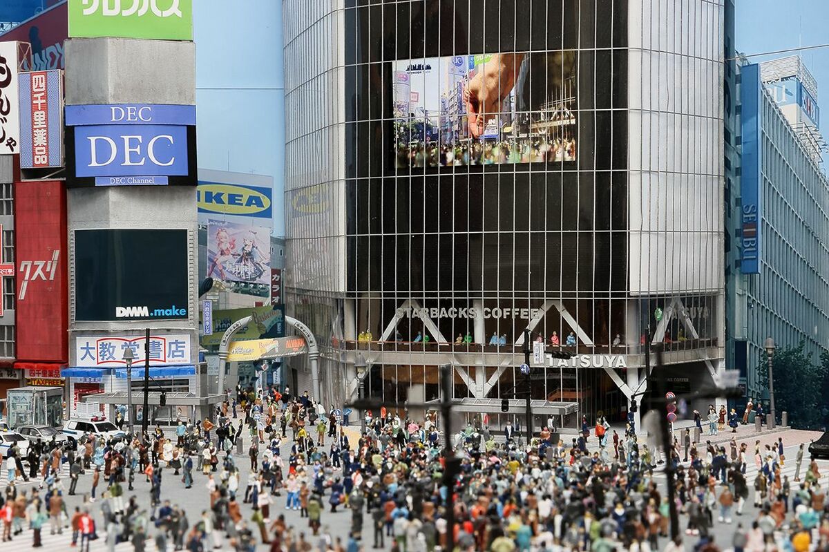 [写真]《写真多数》精巧すぎるナゾの「150分の1スケール渋谷」…異常なクオリティのジオラマが“意外と普通のPCとプリンタ”から生み出される秘密 |  文春オンライン