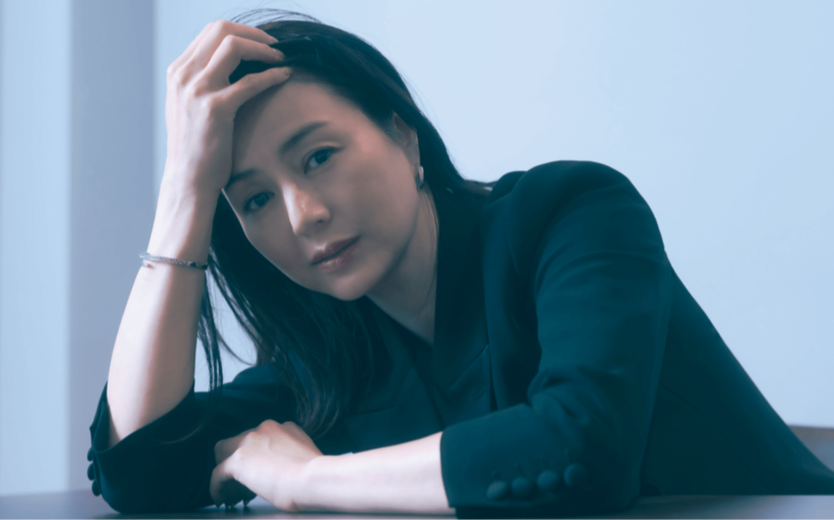 「本当は何を考えていたのかはわかりません。でも…」井川遥が明かす、堺雅人とのラブストーリーで“あえて感情を抑えた”ワケ | 文春オンライン