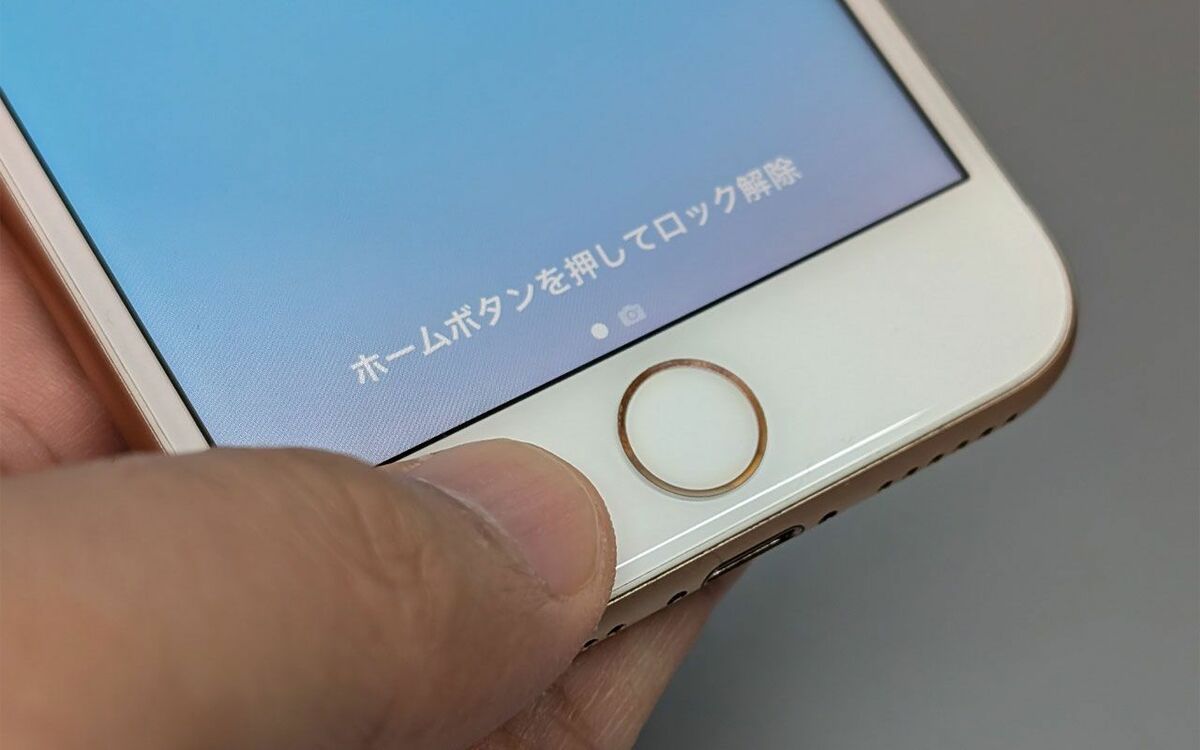 7年前のiPhoneは今でも使える？ カメラや通信速度は最新型に惨敗、LINEが使えない機種も…しかしいまだに“優位な点”も | 文春オンライン