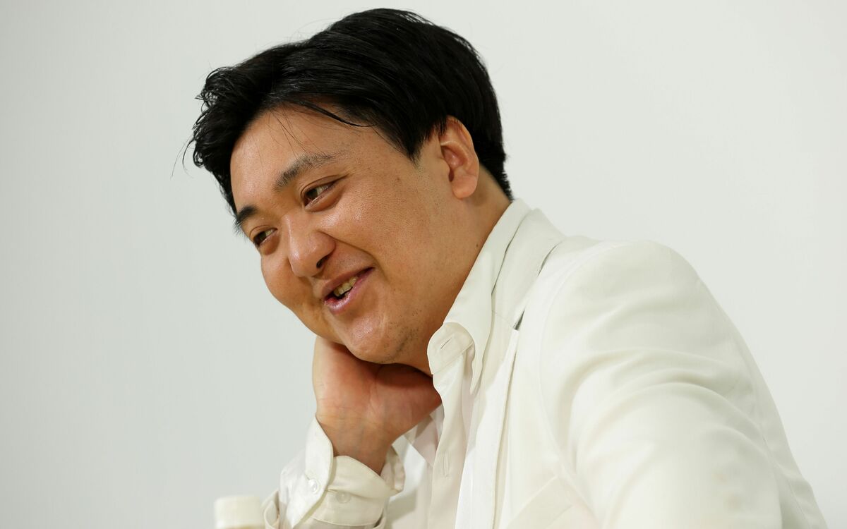 「『ルックバック』より泣いてんじゃん」“童貞芸人”だったカカロニ栗谷（36）がマッチングアプリで70人目に出会った女性に告白…「いい人だけど」の後に待っていた“意外な結末” | 文春オンライン