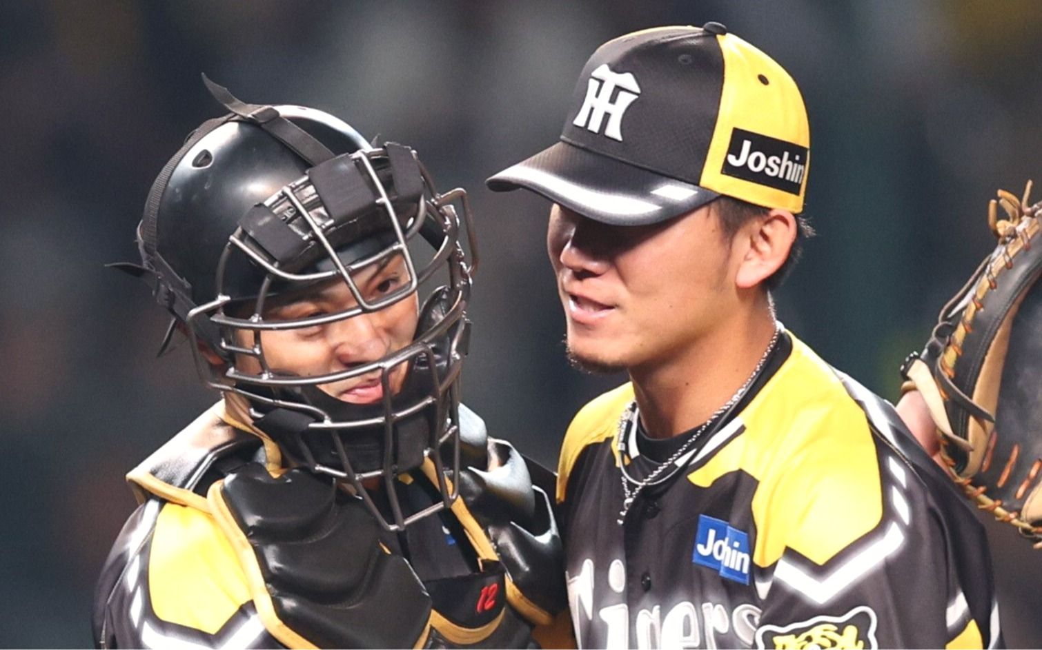 タイガースを支える“二番手捕手”坂本誠志郎と岡田監督の“馬なり采配