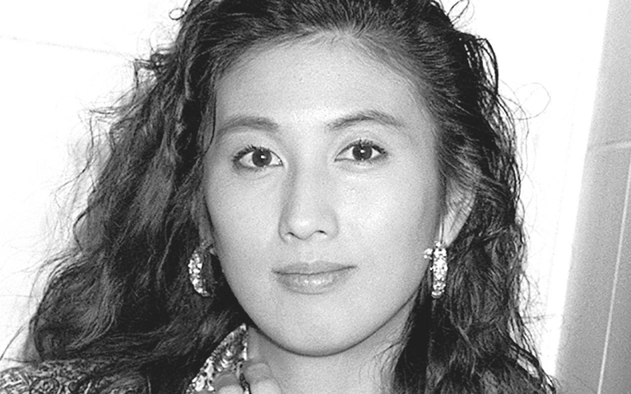 眞野 あずさ 若い 頃