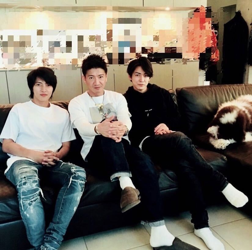 写真](4ページ目)「ジャニーズの肩書きを失った山下智久」ファンが