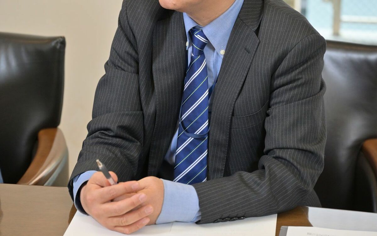 なぜこの作家がつまらなくなったか」という長文のレポートを持参したら