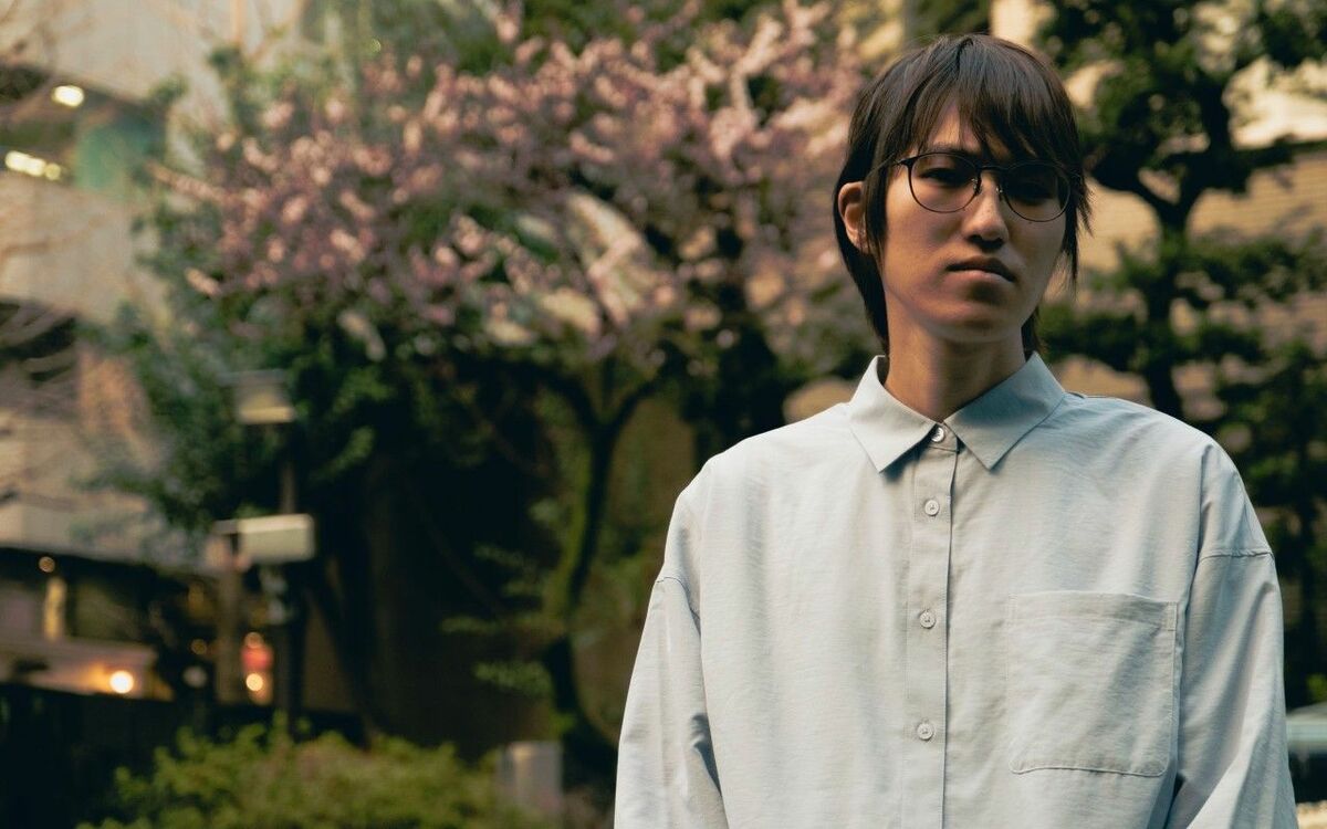 “ヨーロッパ最後の独裁国”で鉄道撮影→拘束され…ベラルーシで200日超の“獄中生活”を送った日本人（25）が語る事件の真相「iPhoneをがっつり見られて…」 | 文春オンライン