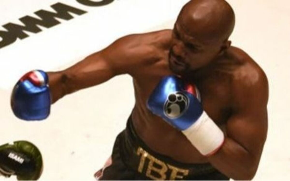 俺は日本が好きだから、別に金が安くてもいいんだ」1試合で500億円稼ぐメイウェザーが「ファイトマネーの安い日本での試合」にも出る理由 | 文春オンライン