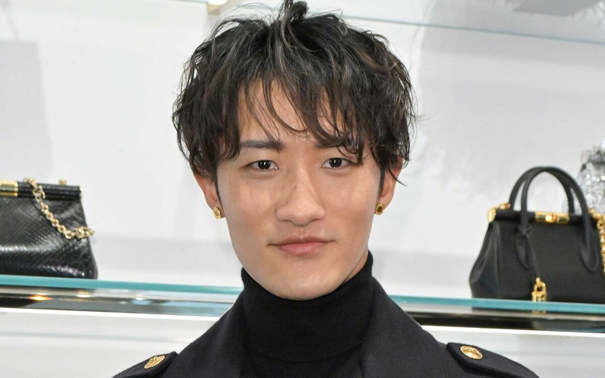 Snow Man岩本照（32）「テレビ朝日ドラマ主演」が内定！　SASUKEアイドルが演じる“伝説キャラ”は… | 文春オンライン