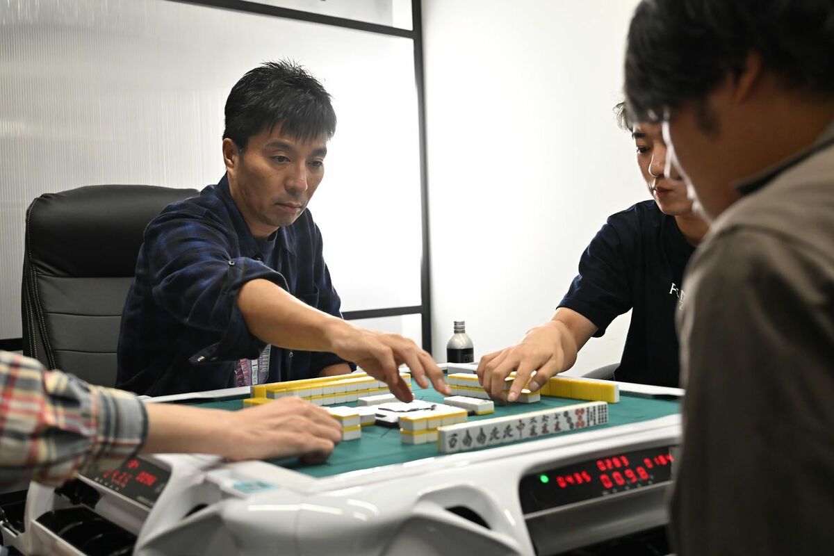 [写真](2ページ目)【社長退任】サイバーエージェント藤田晋が語った、新社長を42歳山内隆裕に決めたワケ | 文春オンライン