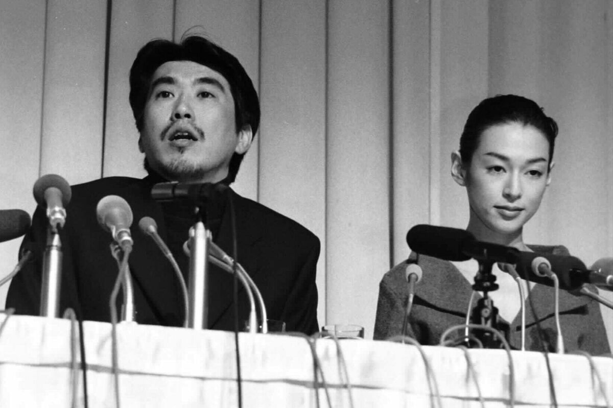写真](8ページ目)1992年『愛という名のもとに』 クズ男・唐沢寿明と