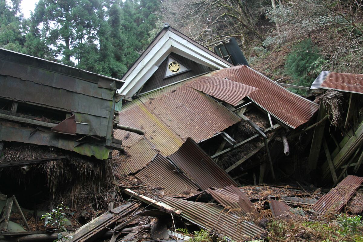 [写真](35ページ目)全住民退去もダム計画が消滅…水没しなかった「悲哀の廃村」無人化から“35年目の世界” | 文春オンライン
