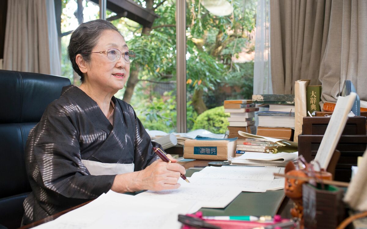 【追悼・佐藤愛子】娘・響子さんが孫・桃子さんに語っていた、愛子さんの求めていた「理想の死に方」 | 文春オンライン