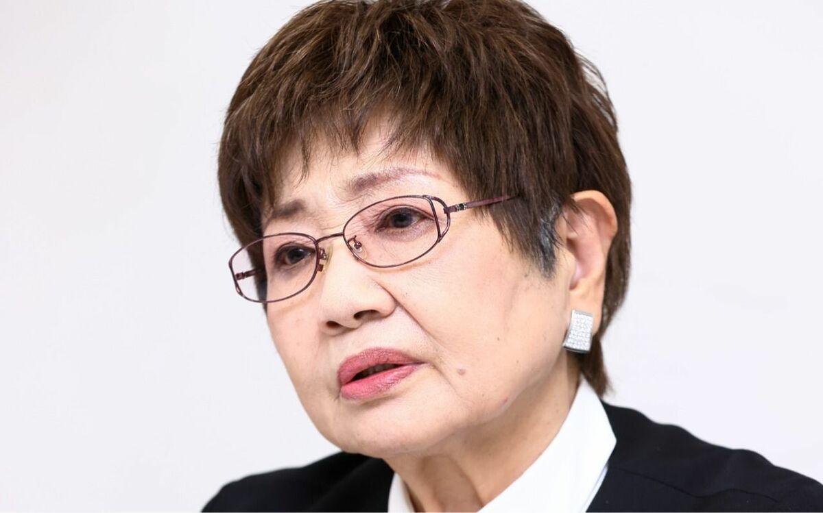 「戸籍に小さなバツ印があった」継母だと知らずに育てられた泉ピン子(78)…両親から“衝撃の事実”を告げられた瞬間、とっさについた“嘘”とは? | 文春オンライン