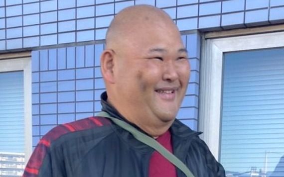 「僕と兄貴はこの後どうなるんかな」「デイサービスのお金を…」100キロの減量、和歌山に移住した安田大サーカスHIRO（48）が語る、老後への思い | 文春オンライン