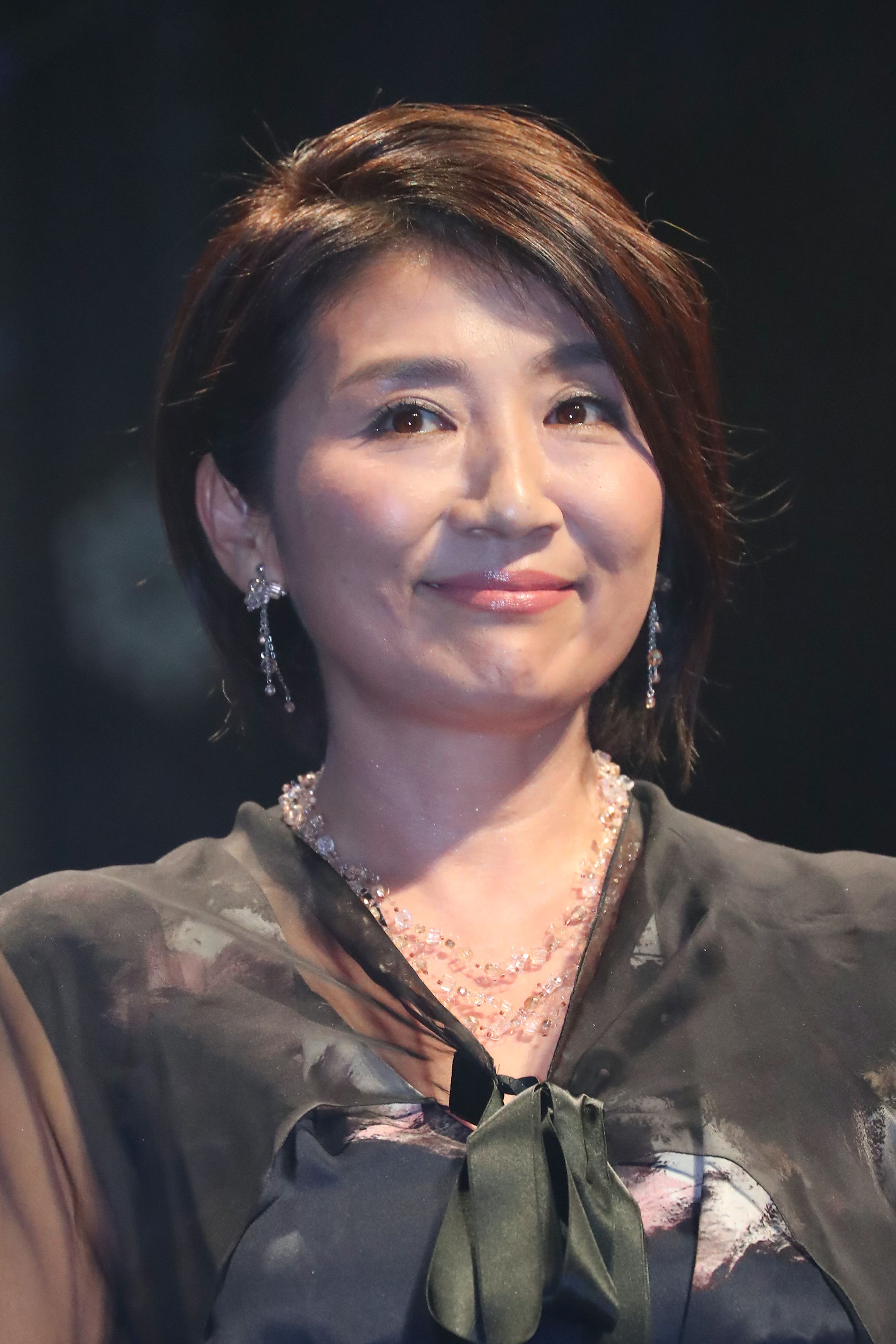 G線上のあなたと私 で 松下由樹が見せる 天海祐希にはない 自然なおばさん力 とは 文春オンライン