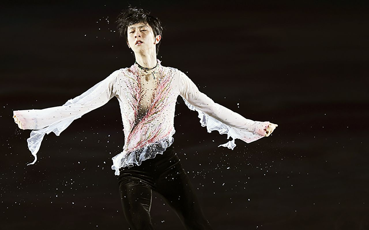 戸惑いはすごくすごくありました」羽生結弦28歳が3.11にアイスショーで語った葛藤と決意 | 文春オンライン