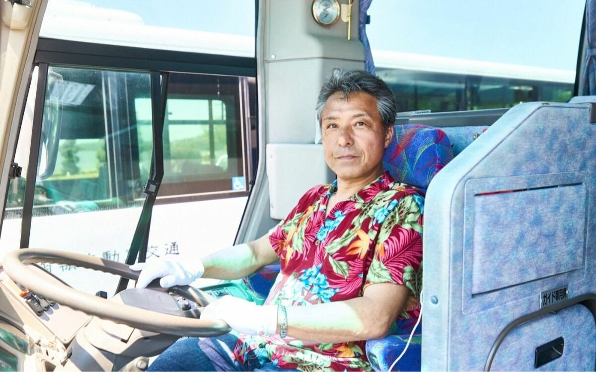 周りから「お前はバカか」と呆れられ…別荘を買うはずが“29人乗りの観光バス”を購入してしまった男性に妻からかけられた“まさかの言葉” | 文春オンライン