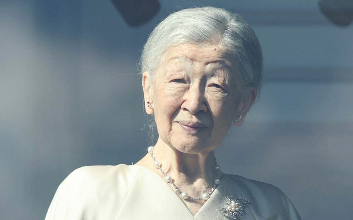 美智子さまは天才女優」明仁上皇夫妻と徳仁天皇一家の人気が“反比例
