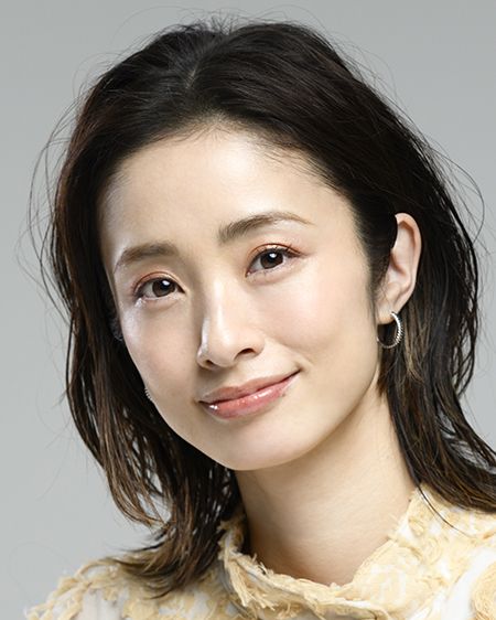 写真]「結婚して引退したい」と語っていた時期も…上戸彩（40）の“59歳