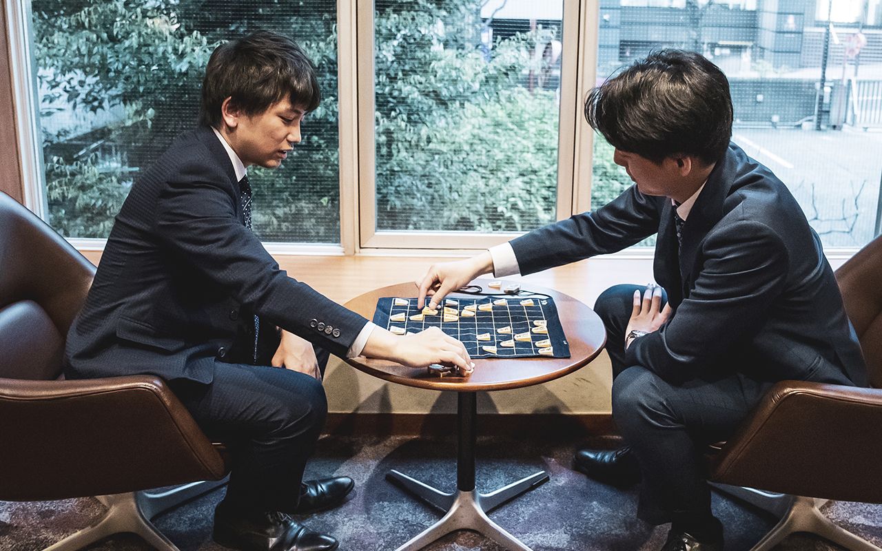 4ページ目 振り飛車って冬の時代なの 代イケメン将棋棋士2人の答えとは 観る将棋 読む将棋 文春オンライン