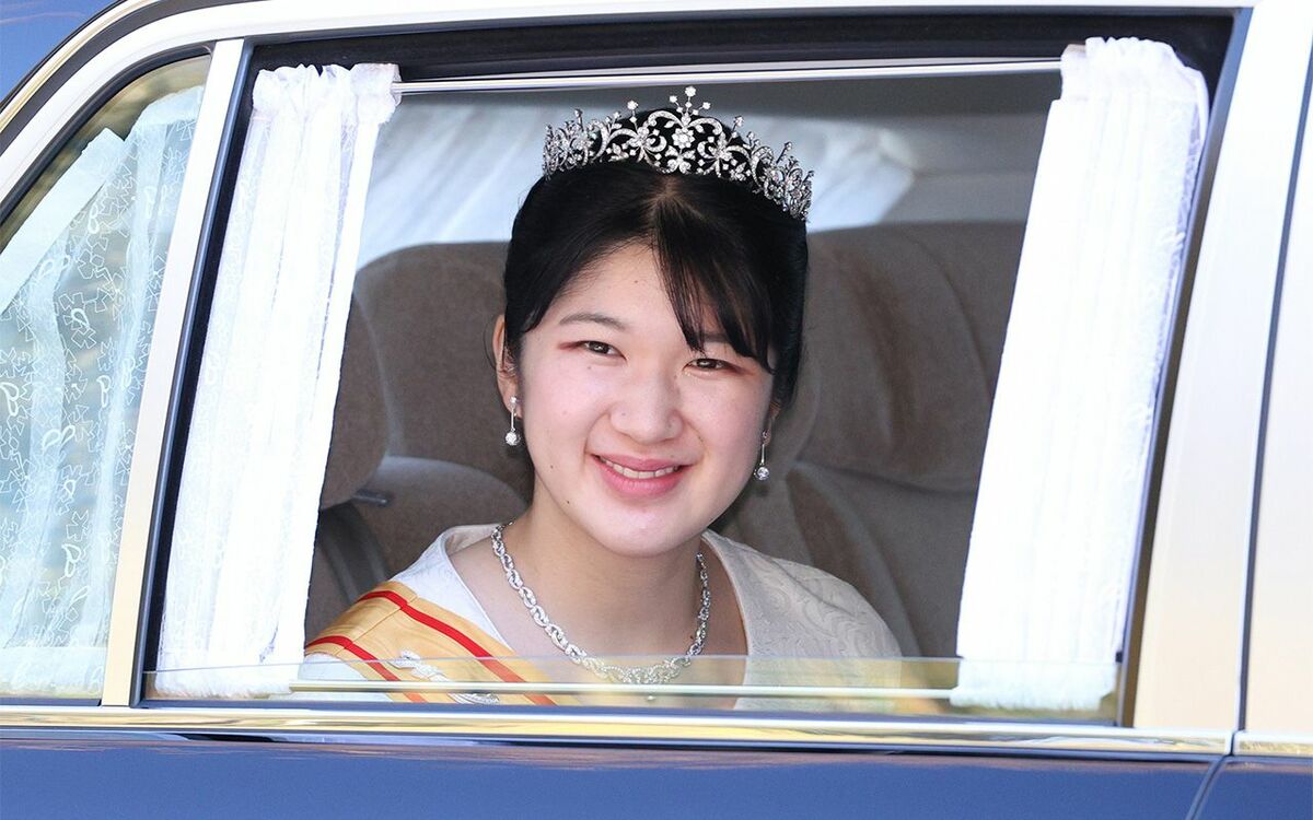 生田斗真似のイケメン》愛子さま（22）が年下の「バンカラ男子学生」と 